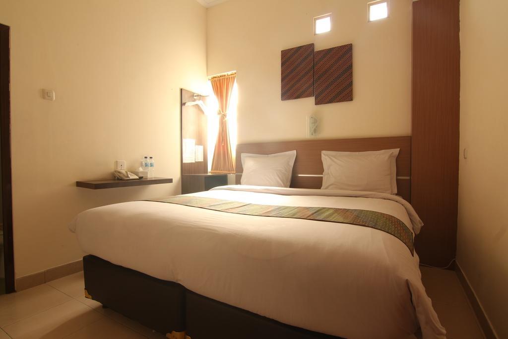 Hotel Pules Yogyakarta Rom bilde