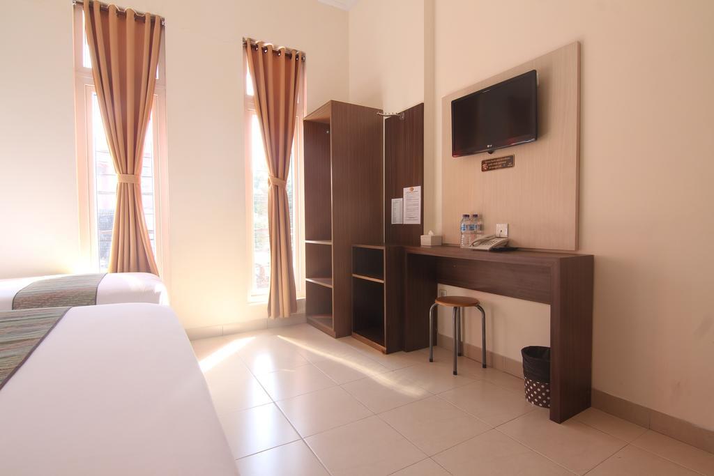 Hotel Pules Yogyakarta Rom bilde